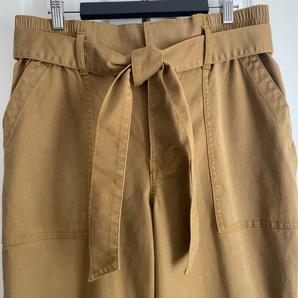 Cabi Discovery Paperbag Trousers Style 5693 Hi-Rise Self Tie Waist Womens 8 EUC - Picture 2 of 9